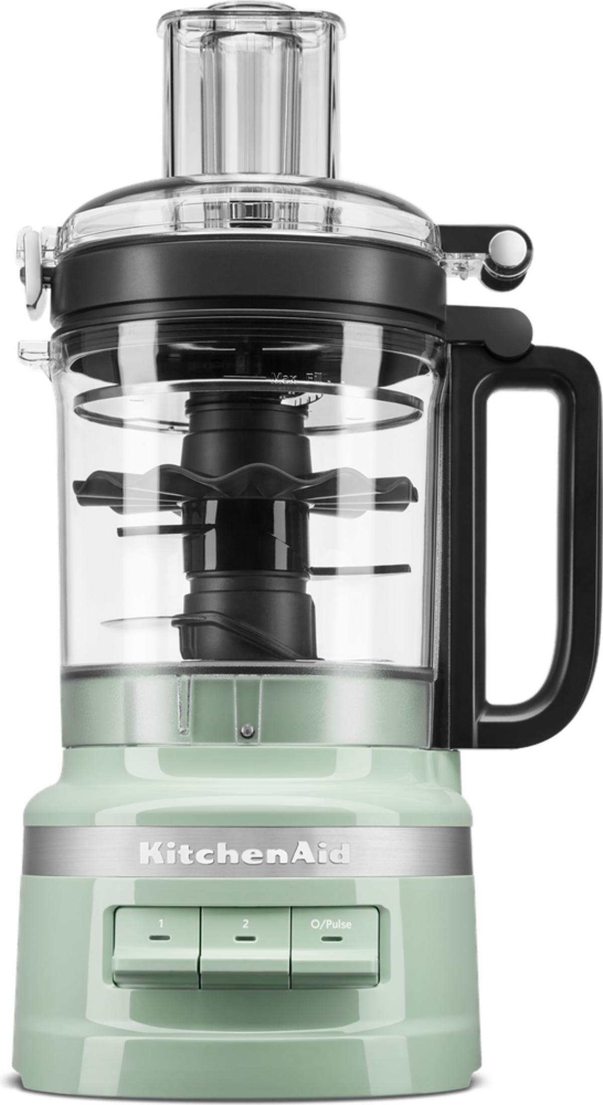 Açık yeşil KitchenAid mutfak robotu, şeffaf hazne ve siyah kulpuyla. Hız ayarları 1, 2 ve O/Pulse bulunur.