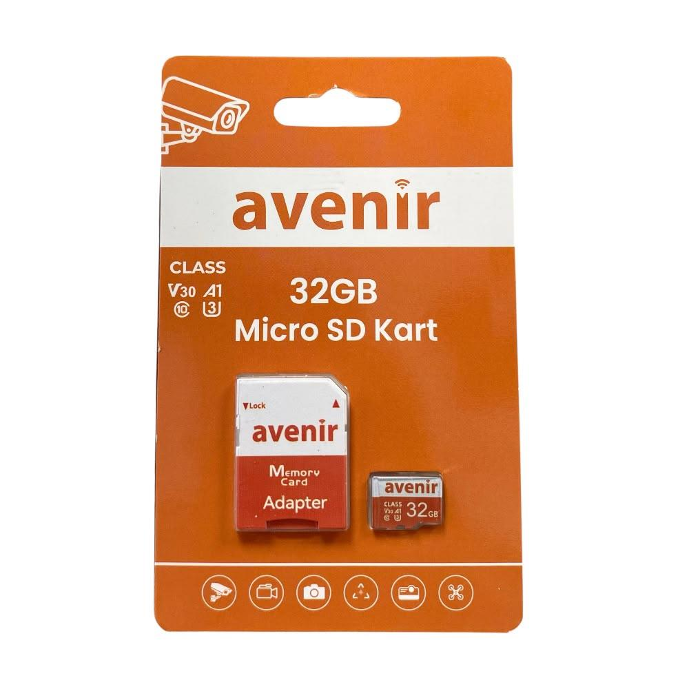 Adaptörlü ve simgeli 32GB Avenir Micro SD kart ambalajı.