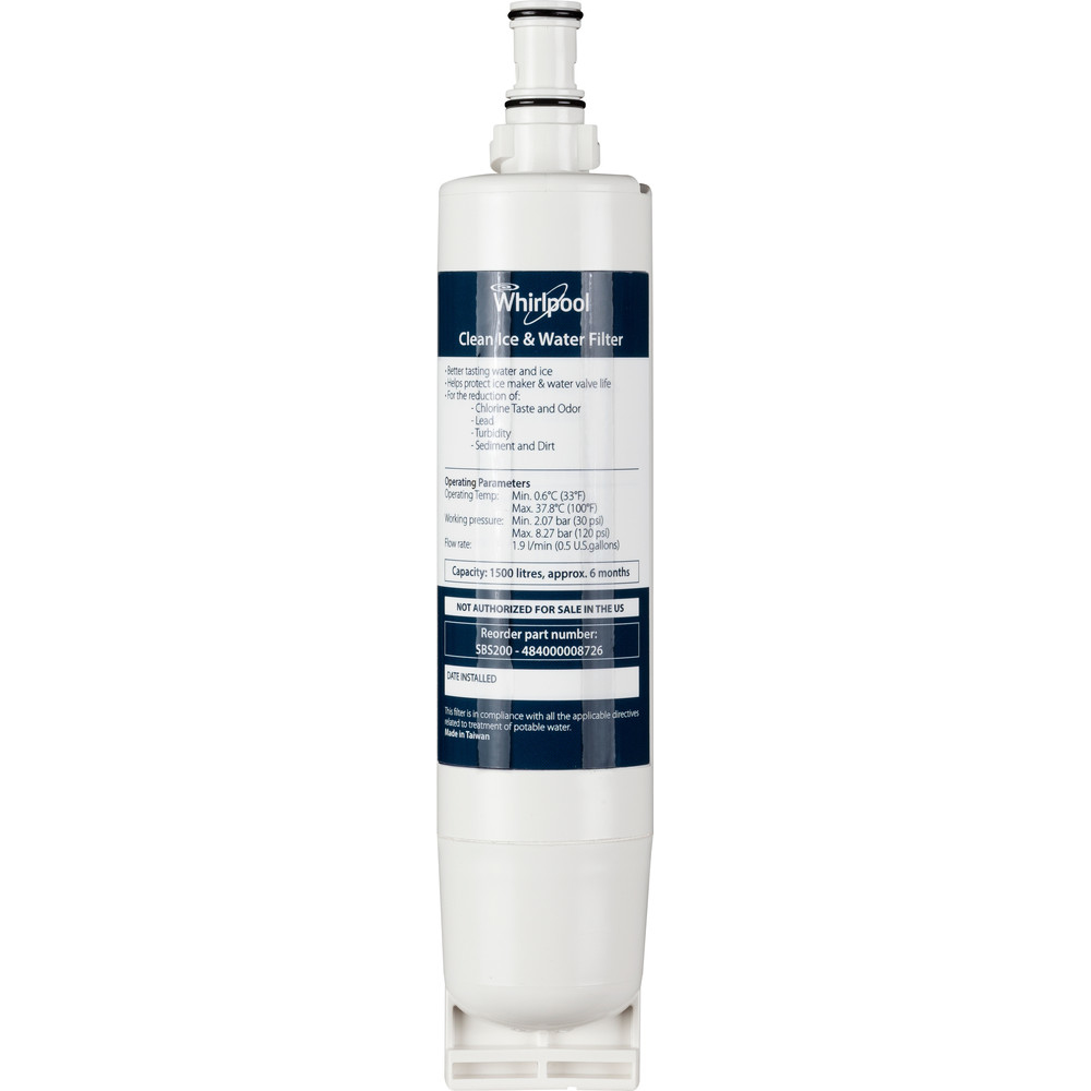 Un filtro bianco per ghiaccio e acqua Whirlpool con etichette blu che elencano le specifiche.
