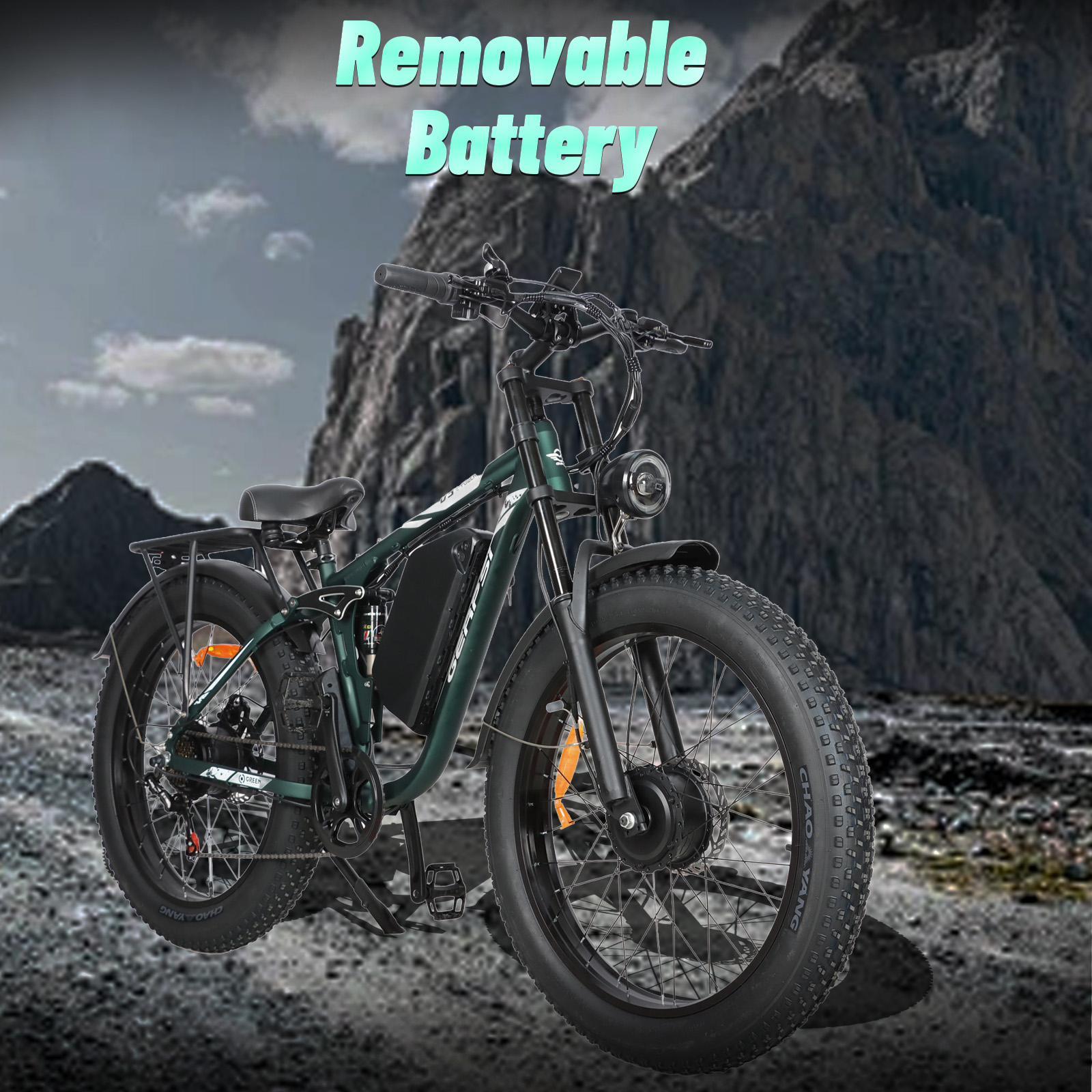 Zielony rower elektryczny fatbike z wyjmowaną baterią na skalistym terenie.
