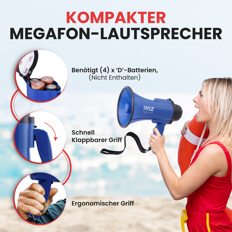 Frau mit Megafon und Rettungsring am Strand, zeigt Batteriefach, Griff.
