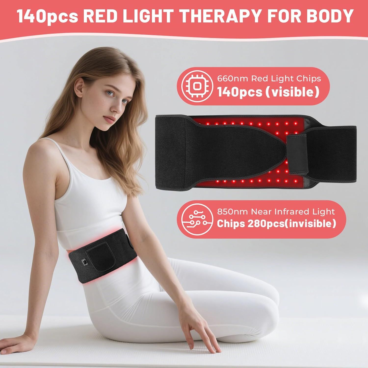 Frau mit rotem Lichttherapiegürtel, 140 sichtbare rote und 280 unsichtbare Nahinfrarot-LEDs.