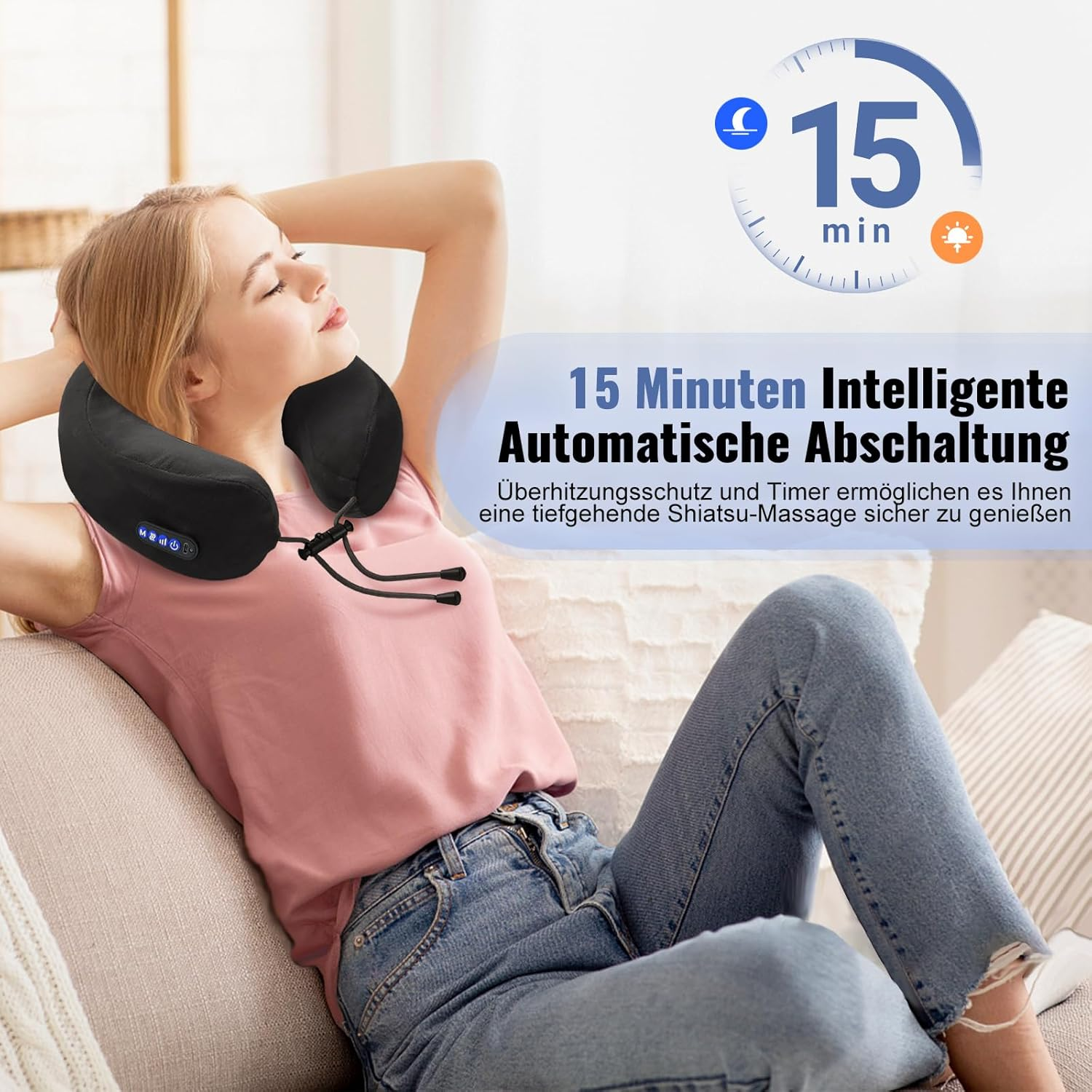 Frau mit Nackenkissen entspannt auf Couch, 15 Min. Timer angezeigt.