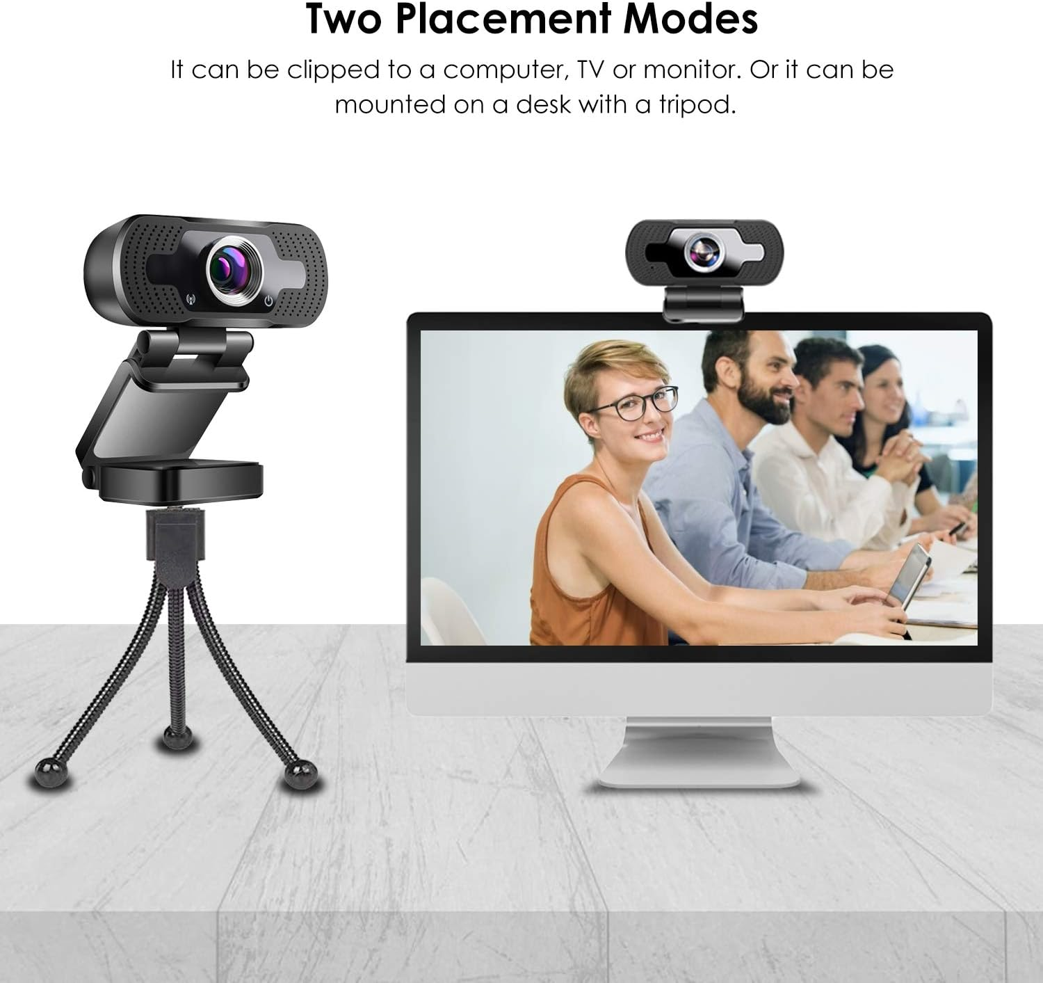 Webcam auf Stativ und Webcam auf Monitor mit Personen im Meeting.