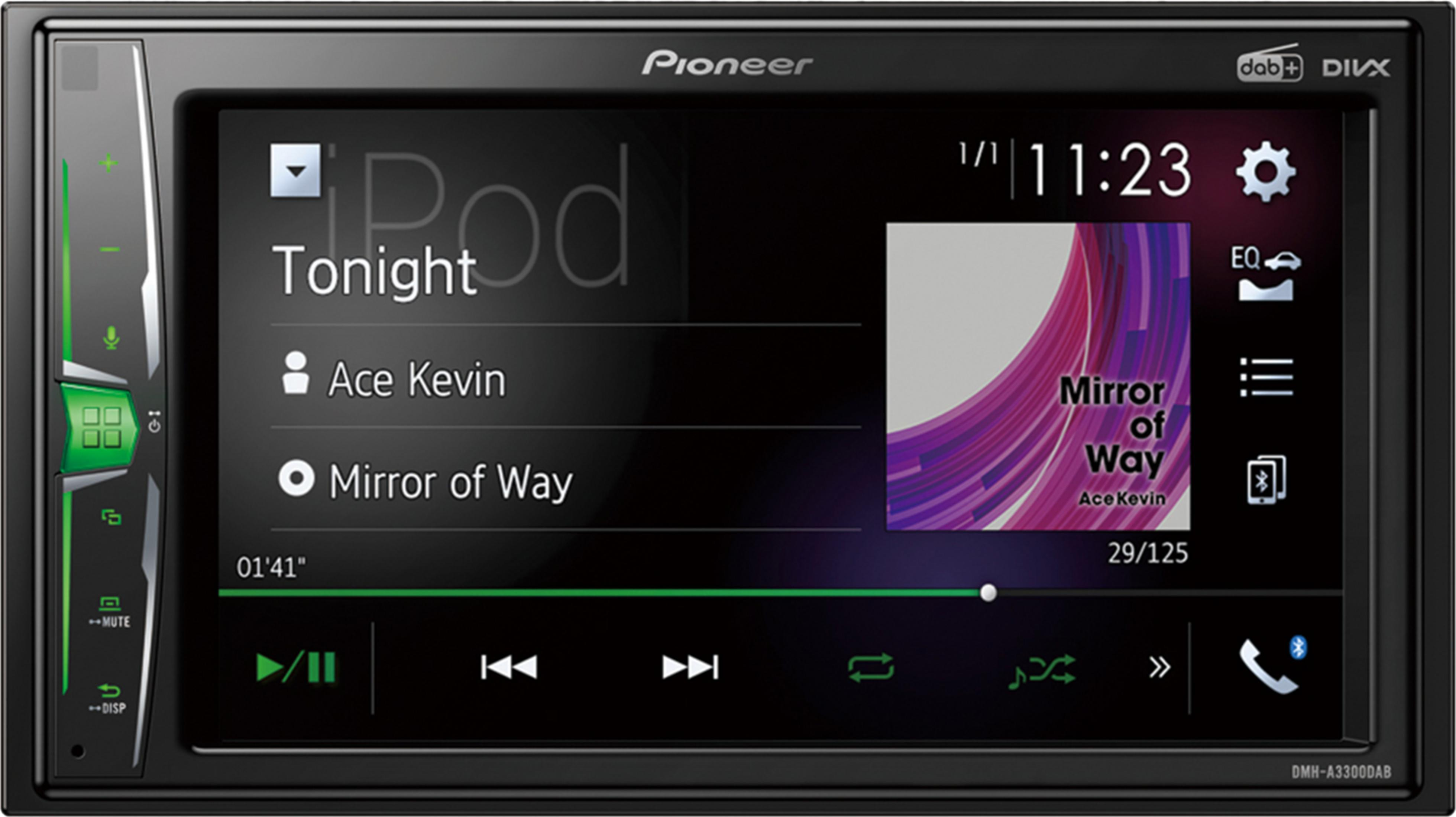 Pioneer Autoradio mit Touchscreen zeigt iPod-Wiedergabe "Tonight" von Ace Kevin.