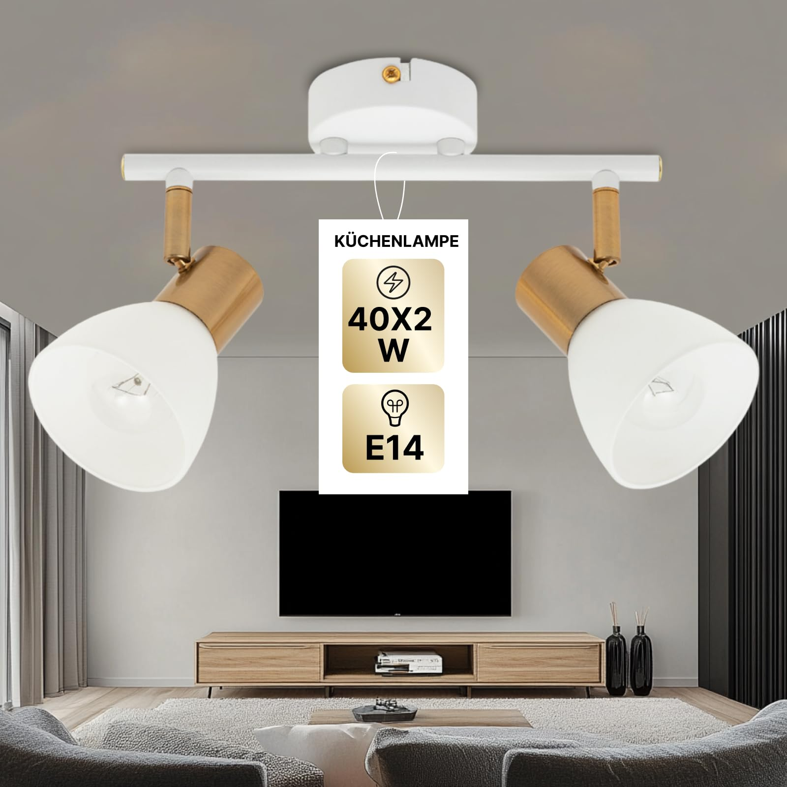 Deckenleuchte mit zwei weißen Schirmen und goldenen Akzenten vor einem Fernseher.