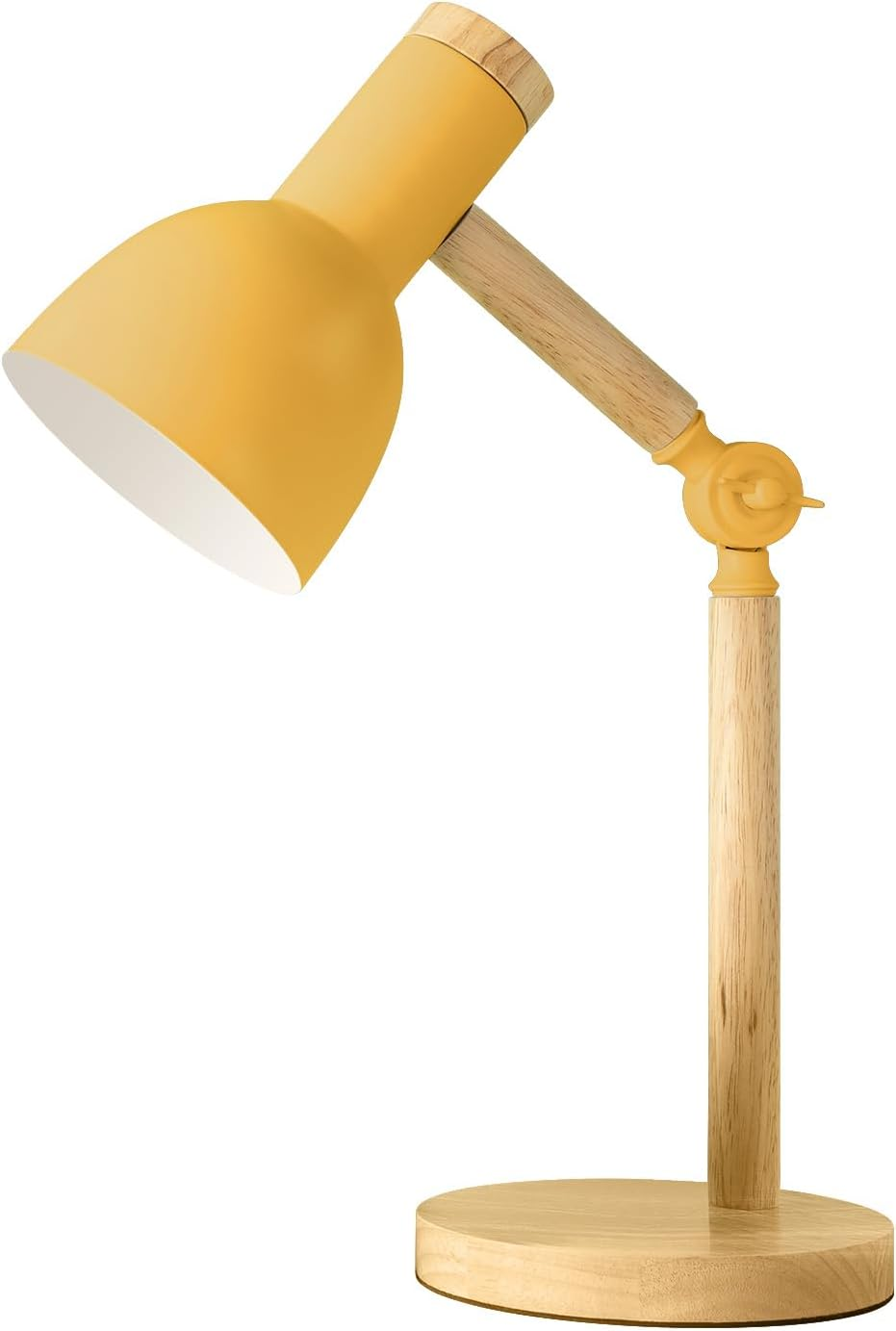 Eine gelbe Schreibtischlampe mit Holzdetails auf weißem Hintergrund.