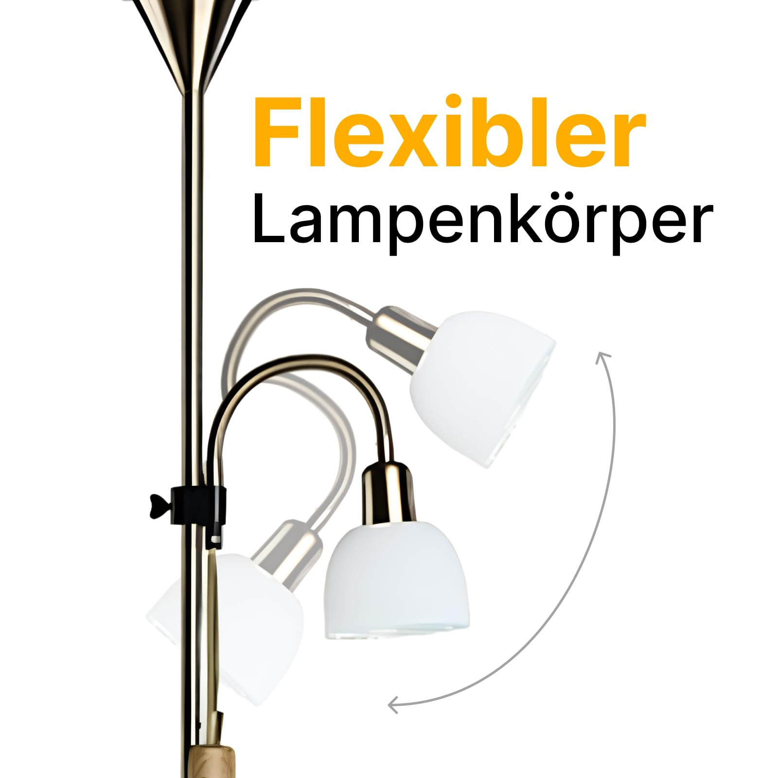 Schwenkbarer Lampenkopf mit weißem Schirm und Messingarm an einem Stehlampenständer.