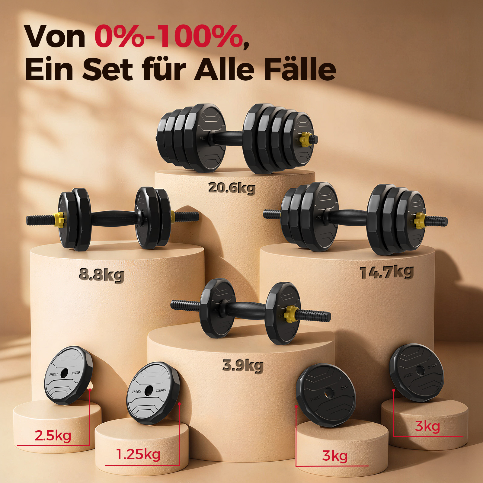 Hantelset in verschiedenen Gewichten auf Podesten.