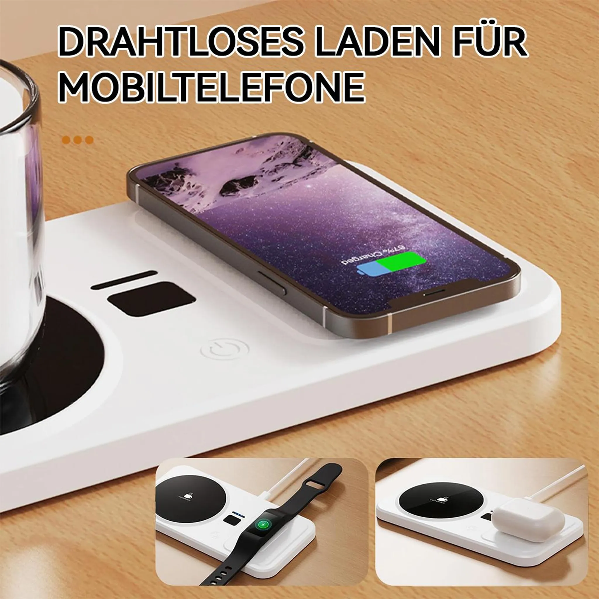 Ein weißes Ladepad mit einem Handy, einer Tasse und einer Smartwatch.