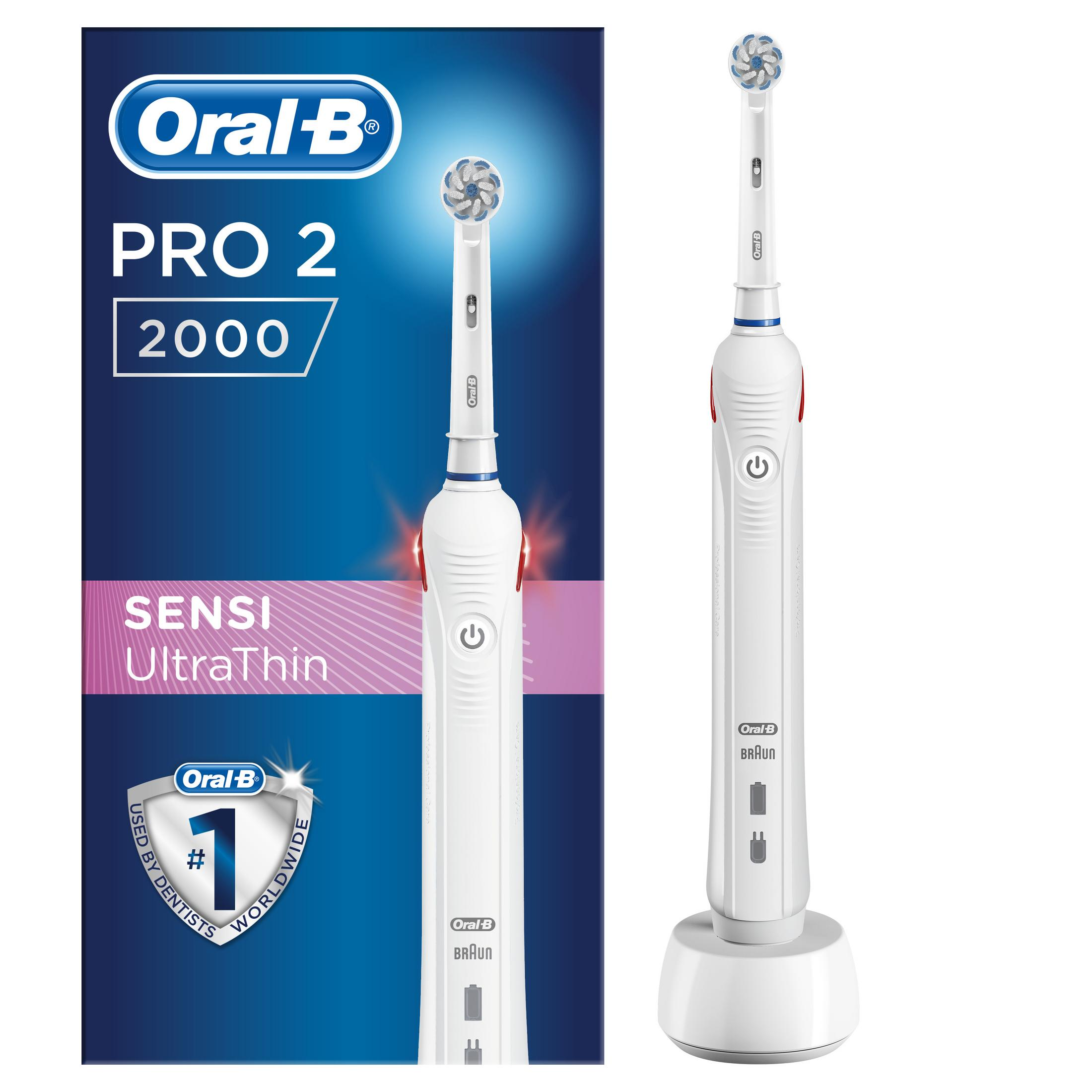 Cepillo de dientes eléctrico Oral-B Pro 2 2000 blanco con base de carga.