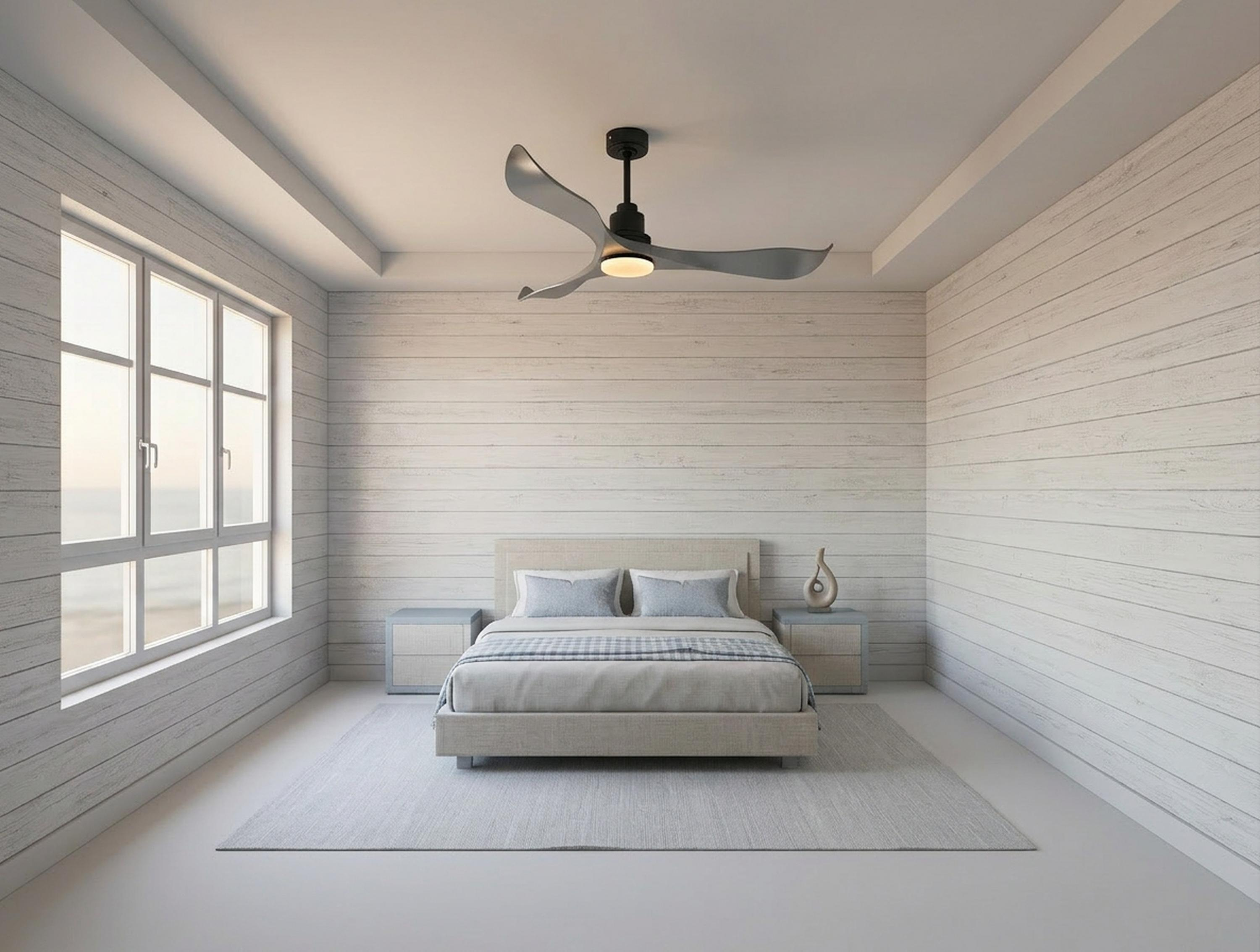Un dormitorio moderno con paredes de madera, cama y ventilador de techo.