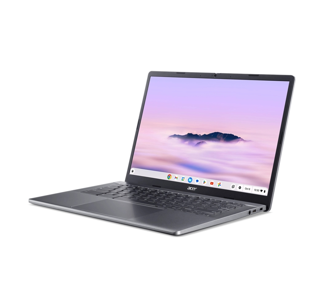 Un laptop Acer grigio aperto mostra una montagna nella nebbia sullo schermo.