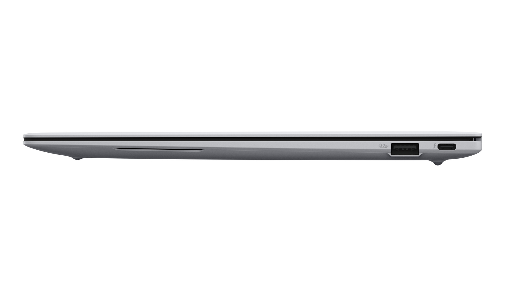 Lato di un laptop sottile argento con porte USB-A e USB-C.