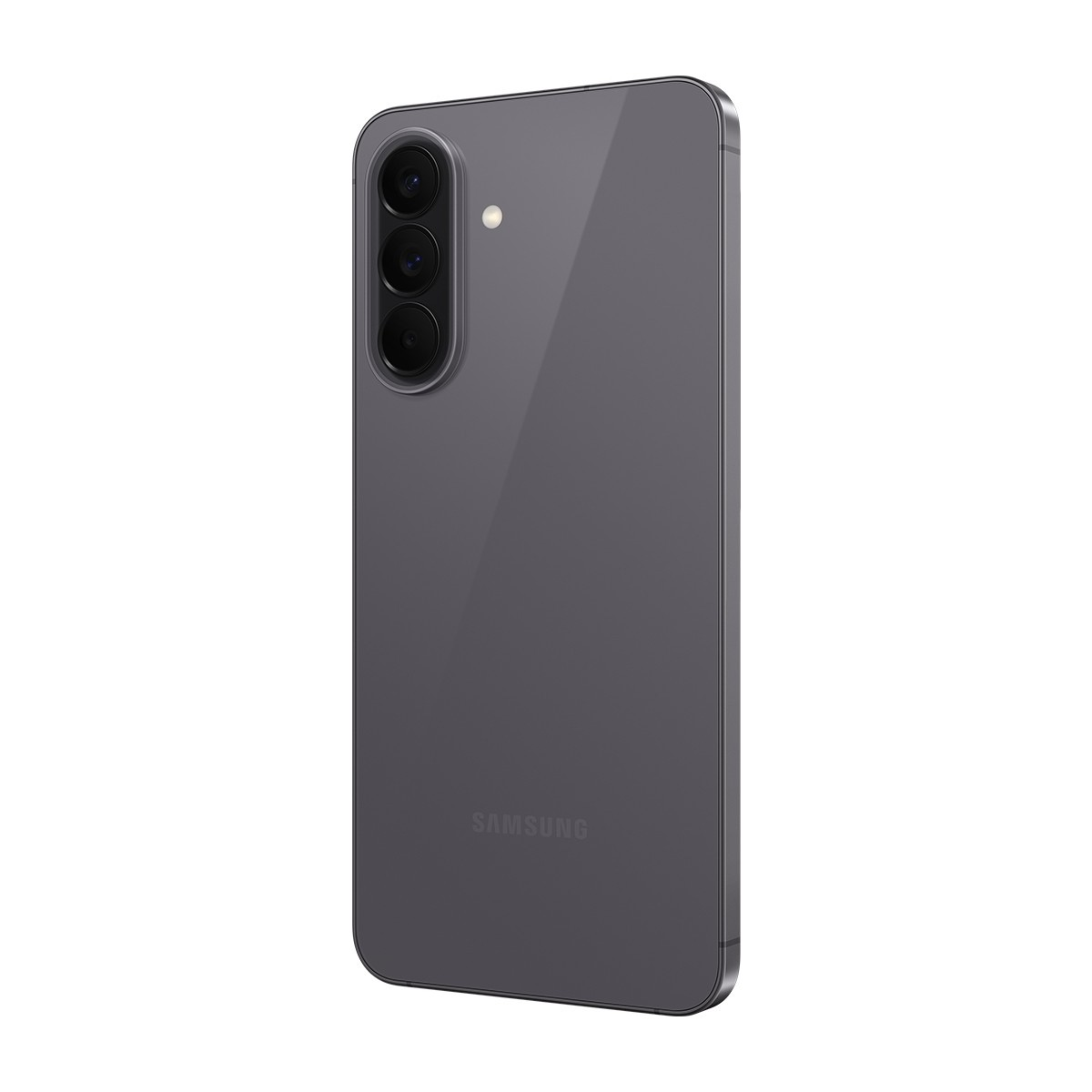 Üç kamera lensi ve flaşa sahip gri Samsung akıllı telefonun arkası.
