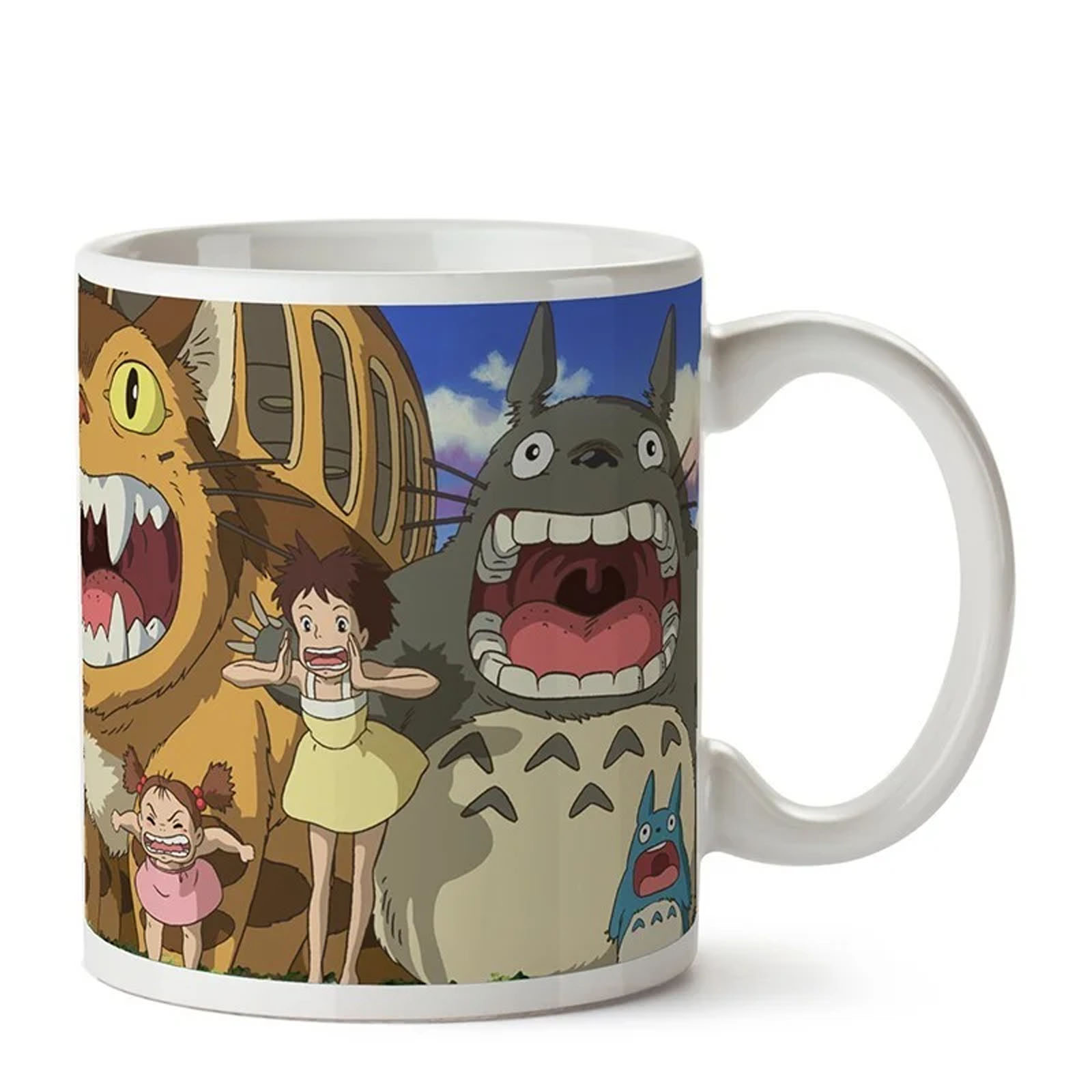 Totoro und Freunde auf einer Tasse, mit kleinem Mädchen und Katze.