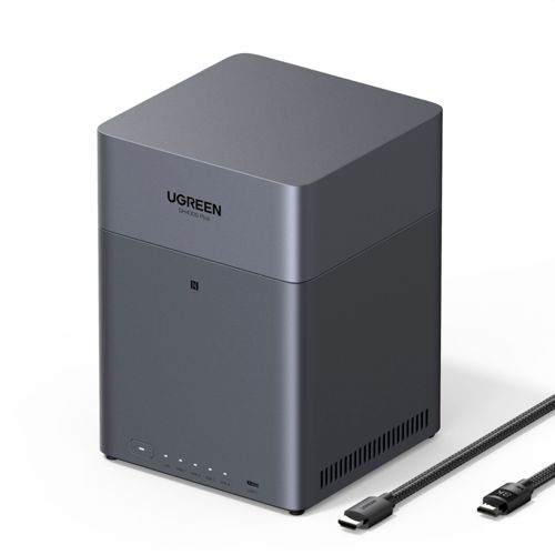 Szara piasta UGREEN z kablami USB-C i wskaźnikami LED.