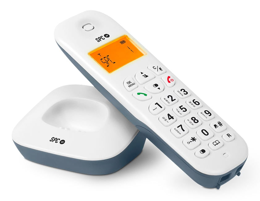 Un telefono cordless bianco e blu con tastiera e base di ricarica su sfondo bianco.