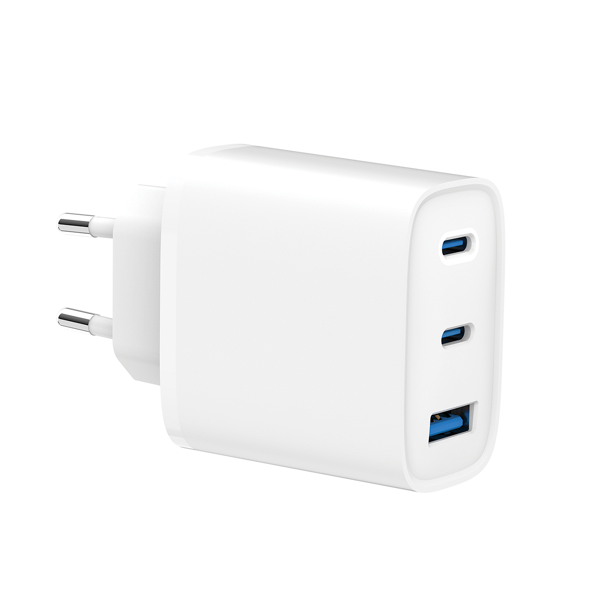 Un adaptador de carga USB blanco con dos puertos USB-C y un puerto USB-A.