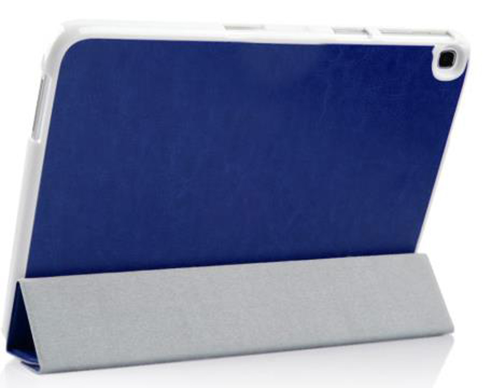 Ein blauer Tablet-Ständer mit einem grauen Sockel. Auf weißem Hintergrund.