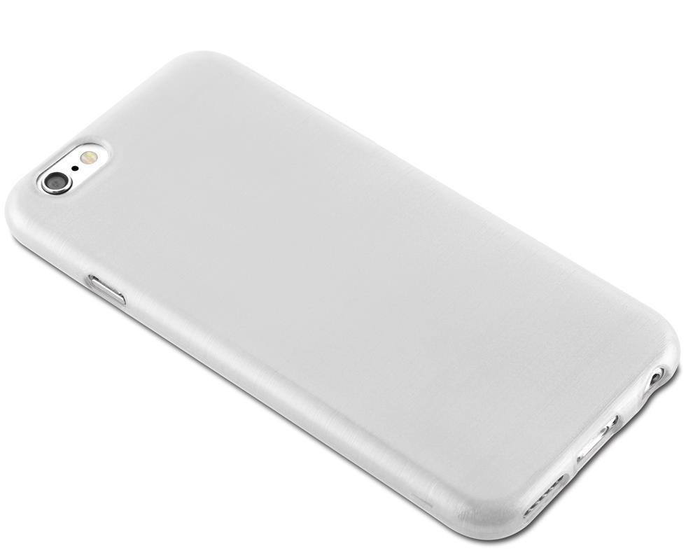 Una cover bianca per telefono giace in diagonale su sfondo bianco.