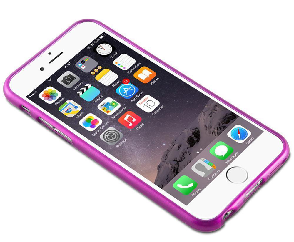 Ein lila iPhone mit vielen App-Symbolen auf dem Bildschirm. Homescreen.