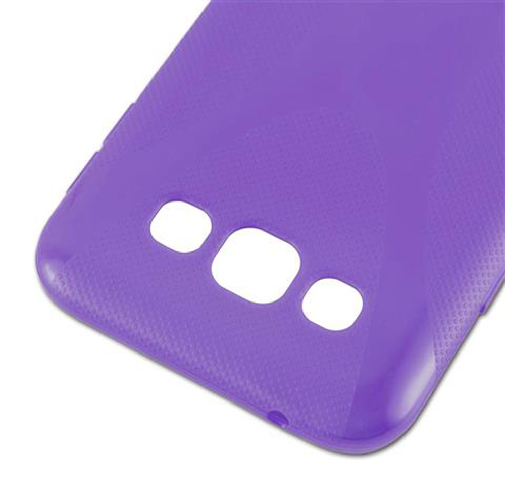 Funda de teléfono morada con tres recortes para cámara y flash.