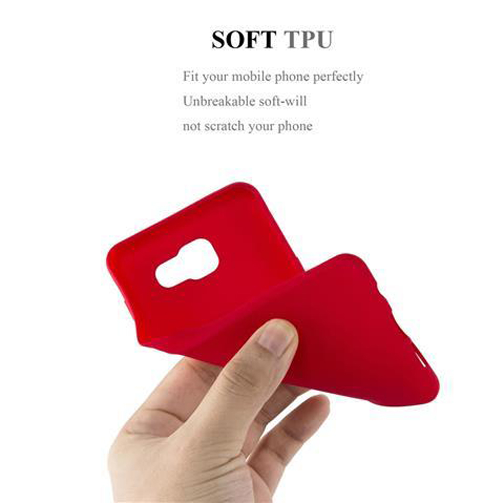 Funda de teléfono roja sostenida por una mano. El texto describe características.