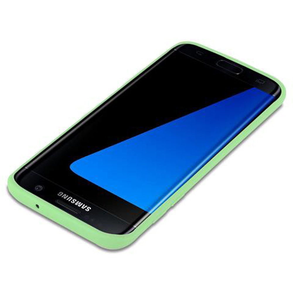 Uno smartphone Samsung verde chiaro con schermo blu su sfondo bianco.