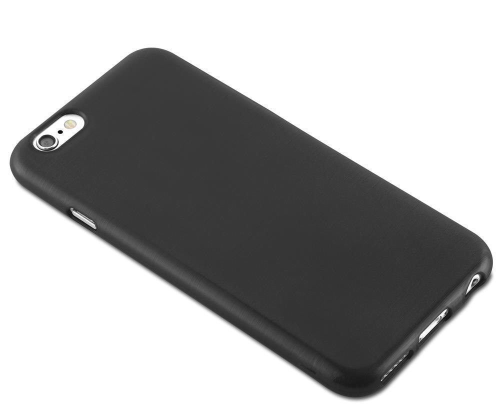 Una custodia nera opaca per telefono su sfondo bianco. Ha un ritaglio per la fotocamera.