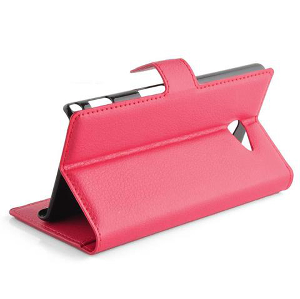 Un supporto per tablet rosa che tiene un dispositivo tablet nero.