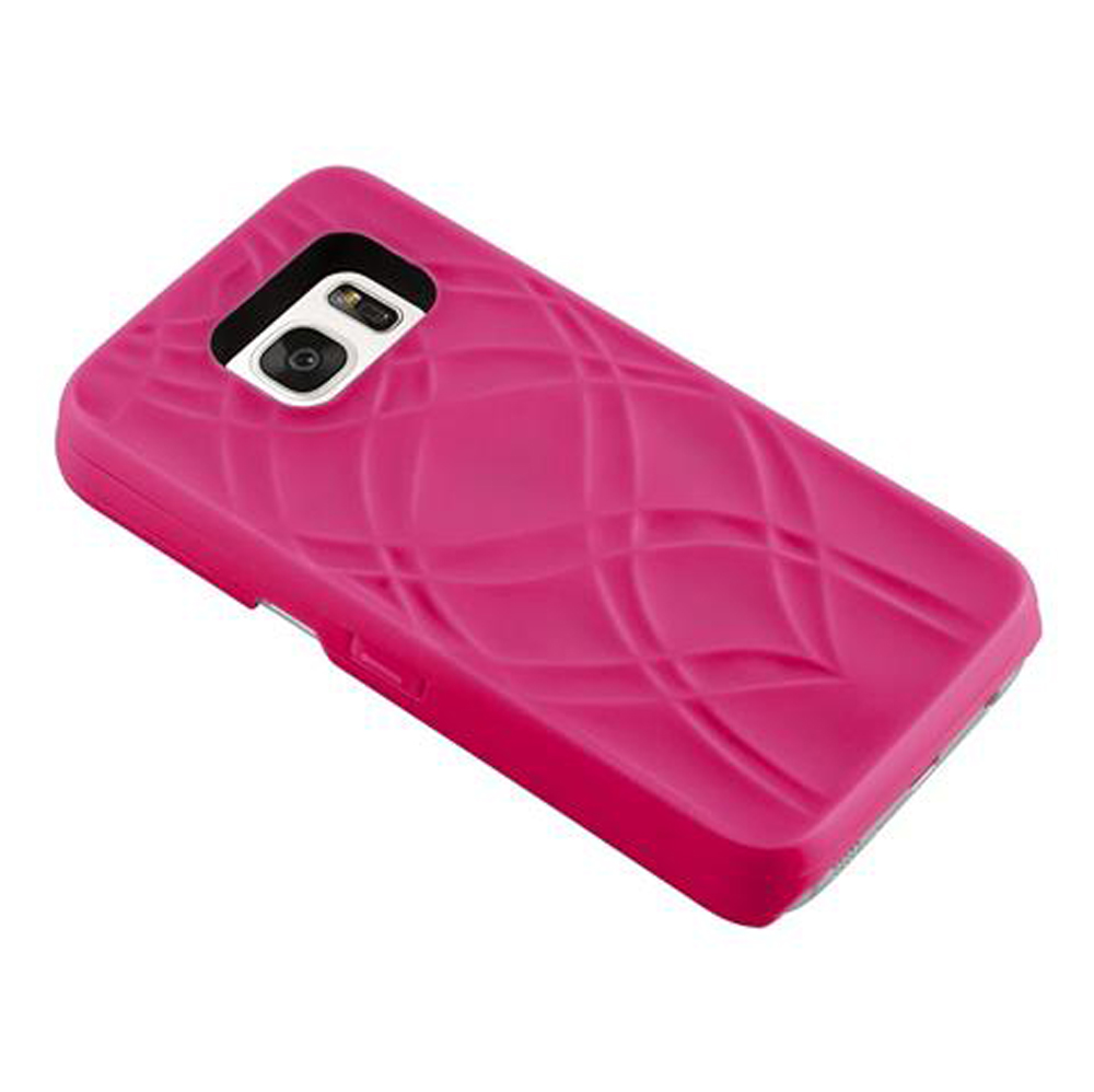 Una funda de teléfono rosa fucsia lisa con un patrón de diamantes en la parte trasera.