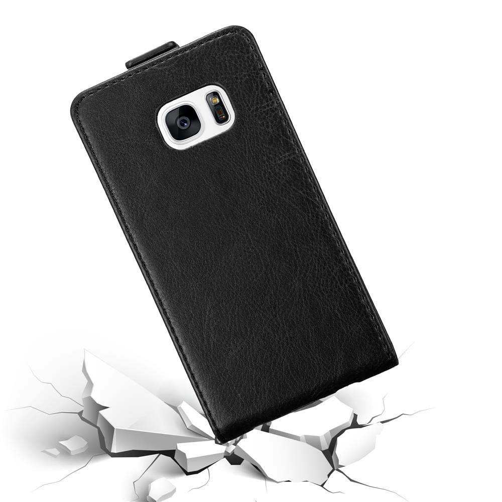 Custodia nera per telefono con apertura fotocamera rompe suolo bianco.