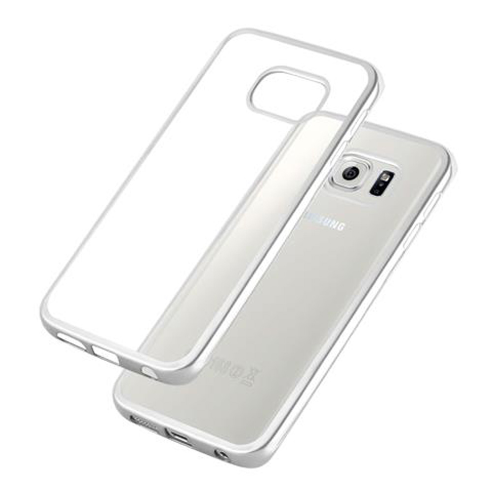 Una custodia trasparente per telefono giace su uno smartphone bianco.