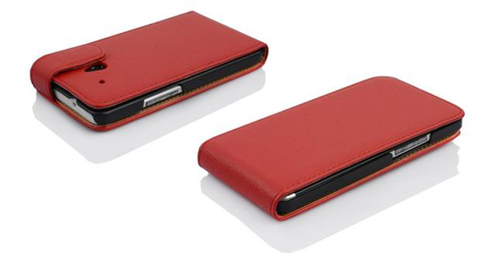 Due custodie rosse in pelle per smartphone sono affiancate su sfondo bianco.