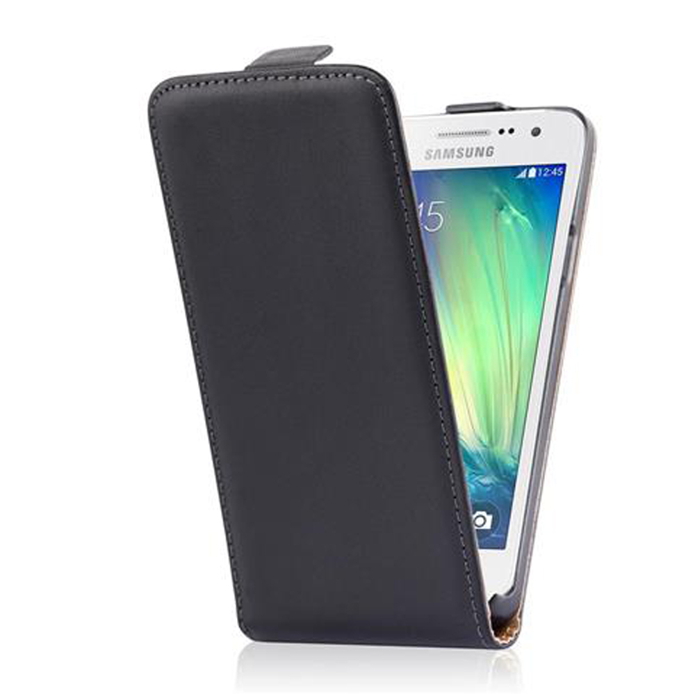 Ein schwarzes Lederetui für ein Samsung-Smartphone, das teilweise geöffnet ist.