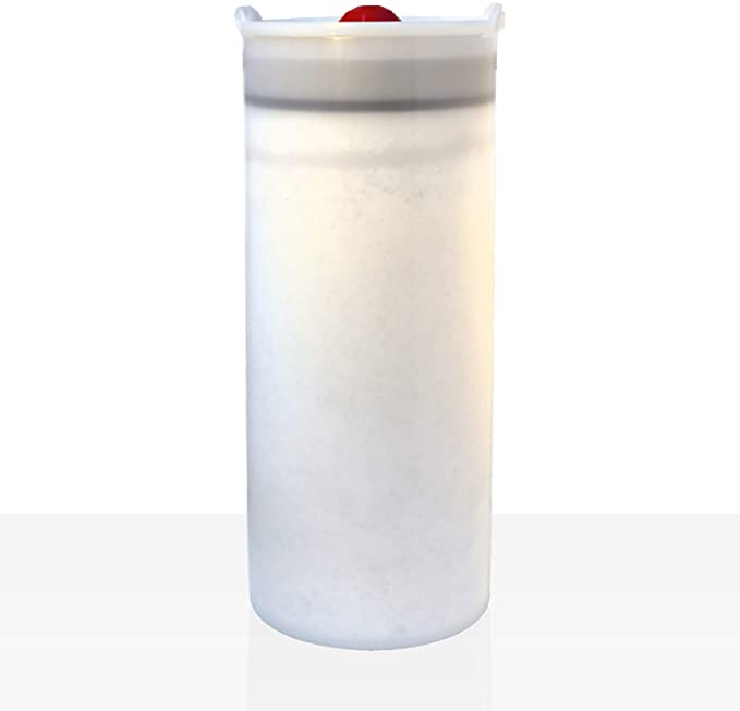 Un contenitore cilindrico bianco con un anello grigio e un pulsante rosso in cima.