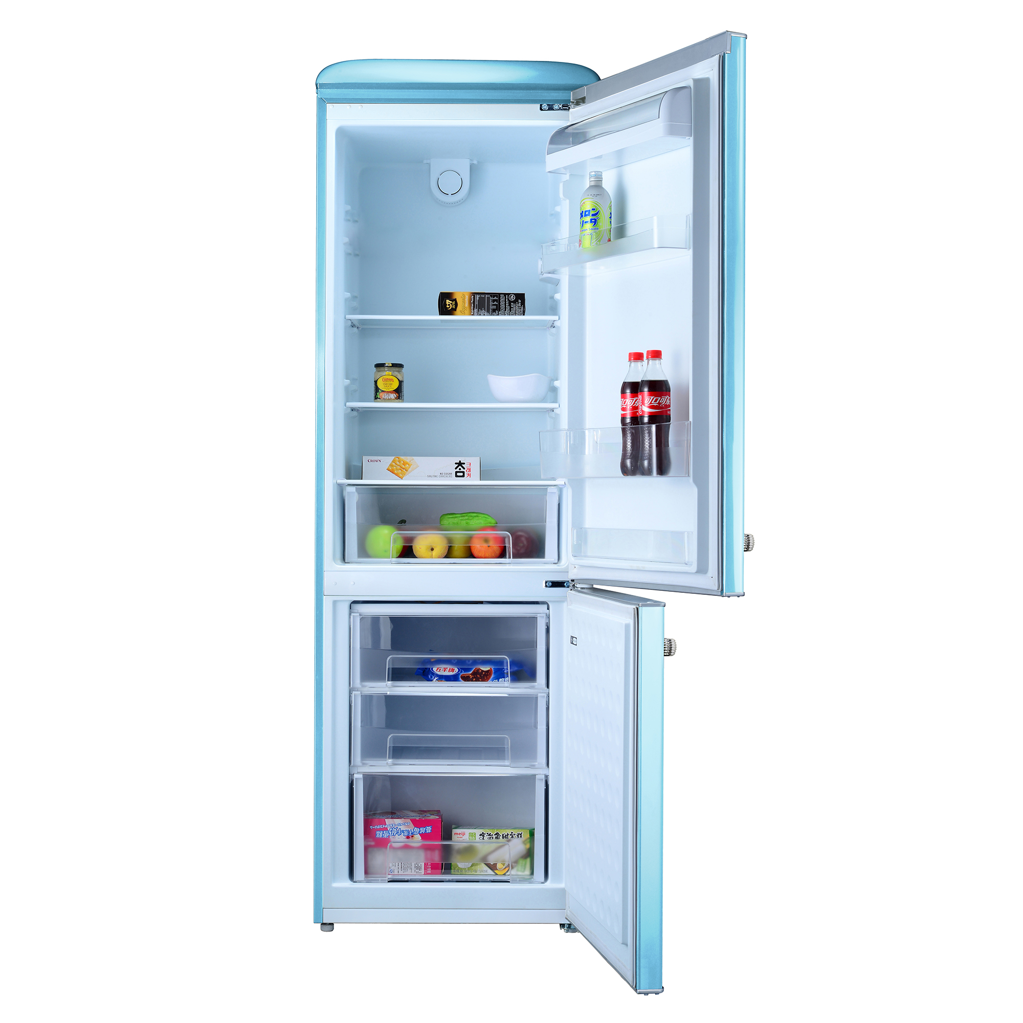 Un refrigerador azul claro con la puerta abierta, lleno de alimentos.