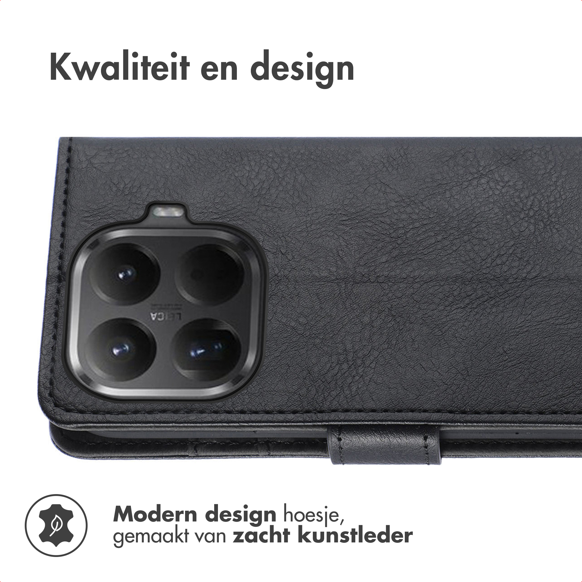 Zwart kunstlederen telefoonhoesje met camera-uitsparing en embleem.