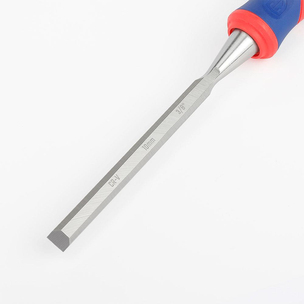 Kırmızı ve mavi saplı dar bir keski, 10 mm ve 3/8" işaretli.
