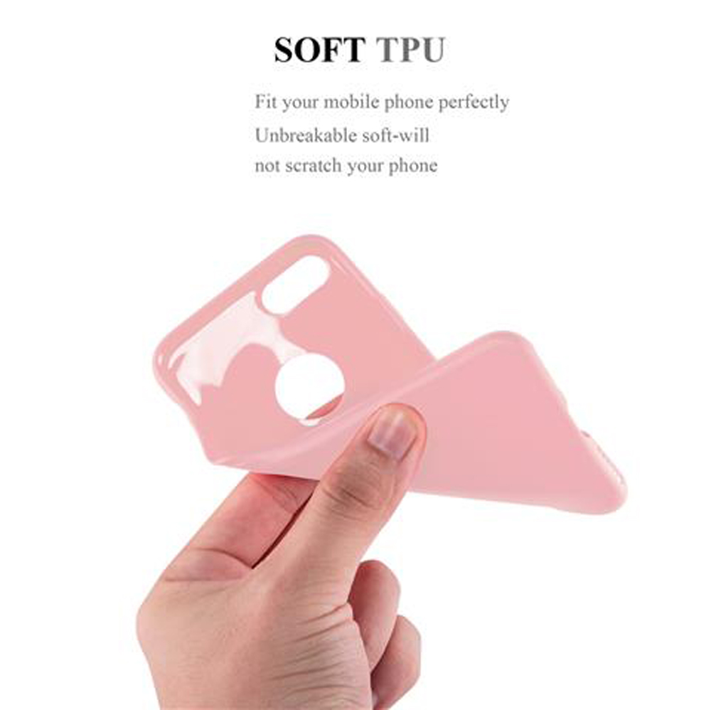 Eine rosa Handyhülle wird von einer Hand gehalten.
