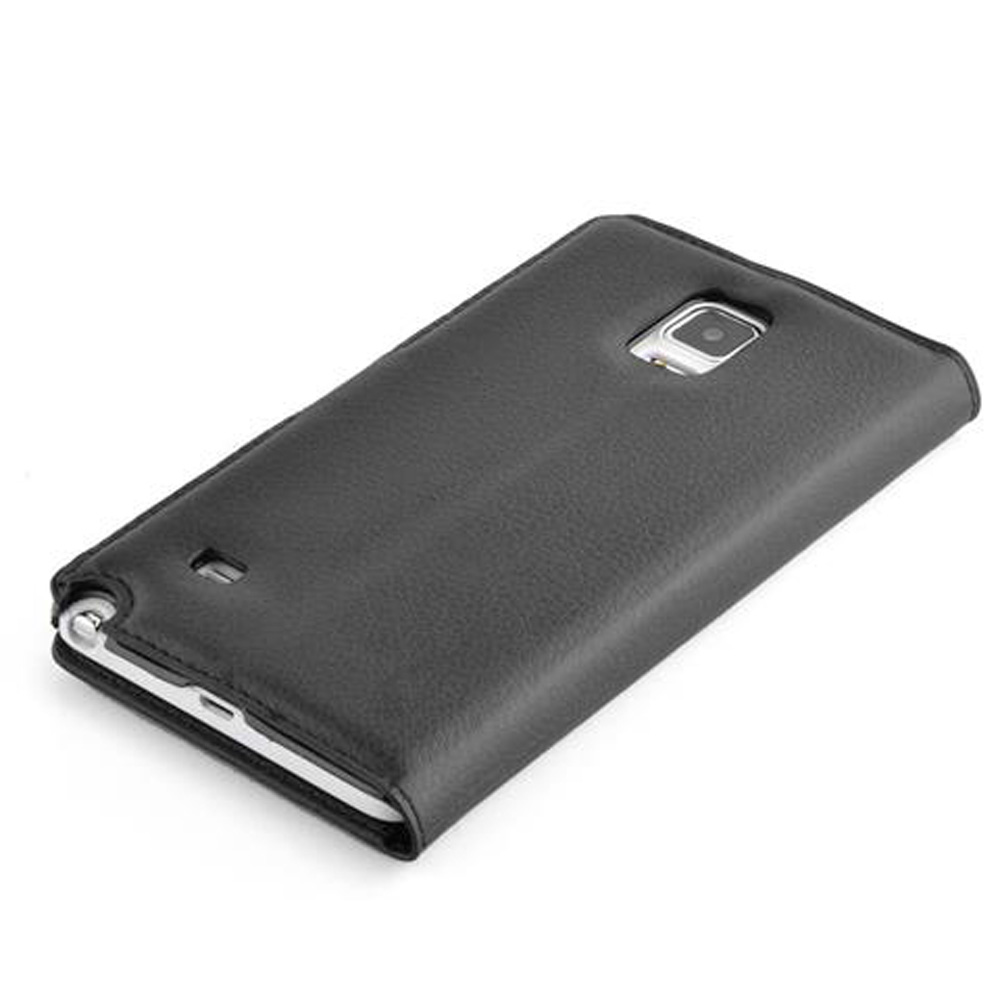 Schwarzes Leder-Smartphone-Etui mit Kameraöffnung auf der Rückseite.