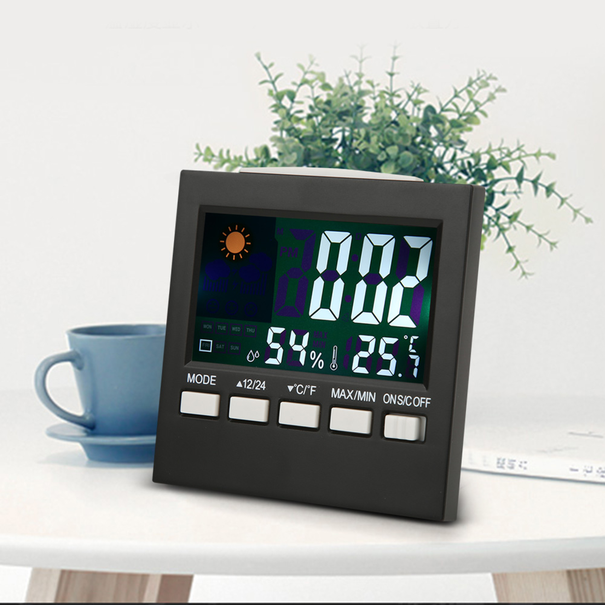 Digitaluhr zeigt 00:02, 54 % Luftfeuchtigkeit, 25,5 °C und Wettericons.