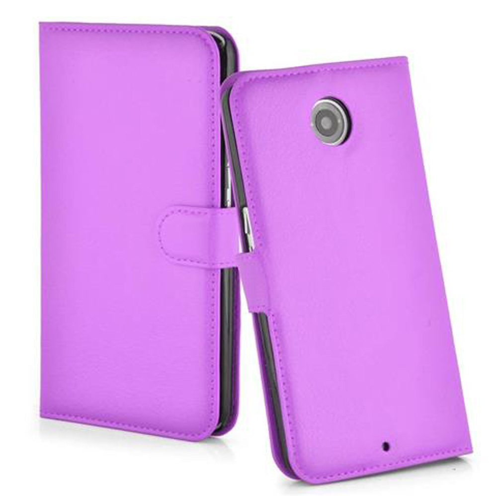 Due custodie viola per telefono, una chiusa, una aperta che mostra la fotocamera.