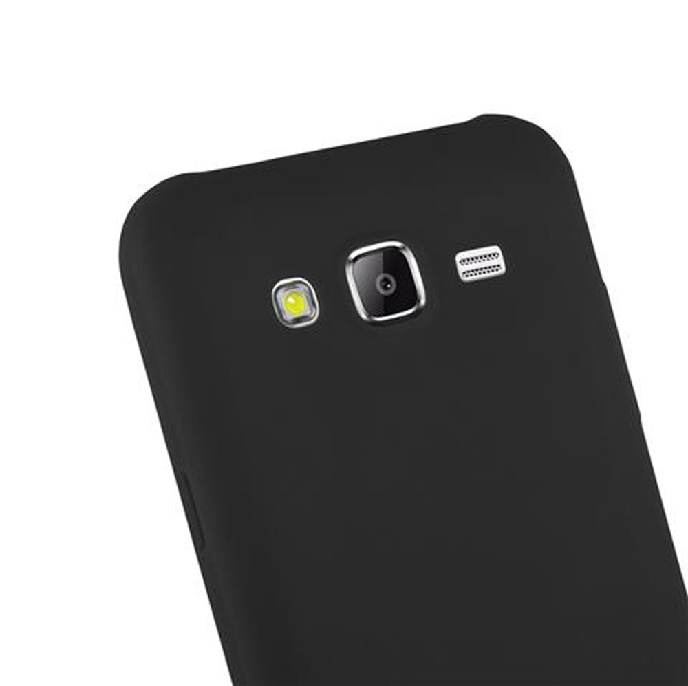 Parte trasera de un smartphone negro con cámara, flash y altavoz.