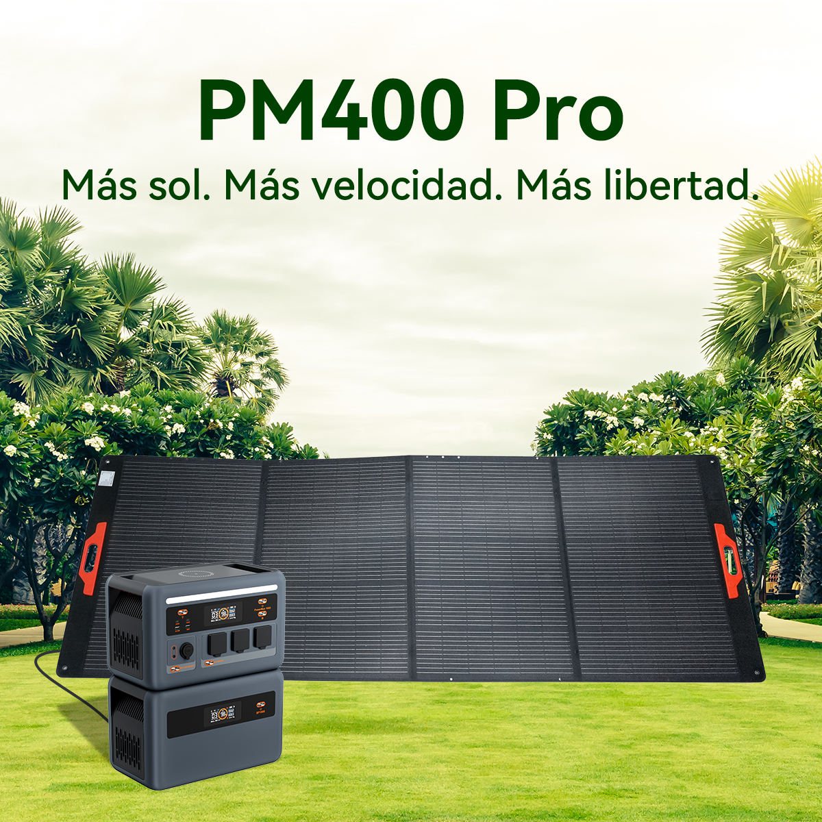 Dos estaciones de energía grises apiladas en el césped frente a un panel solar abierto.