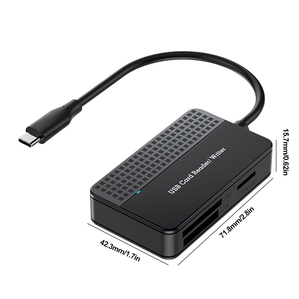 Schwarzer USB-Kartenleser/-schreiber mit USB-C-Kabel. Steckplätze für SD- und MicroSD-Karten.