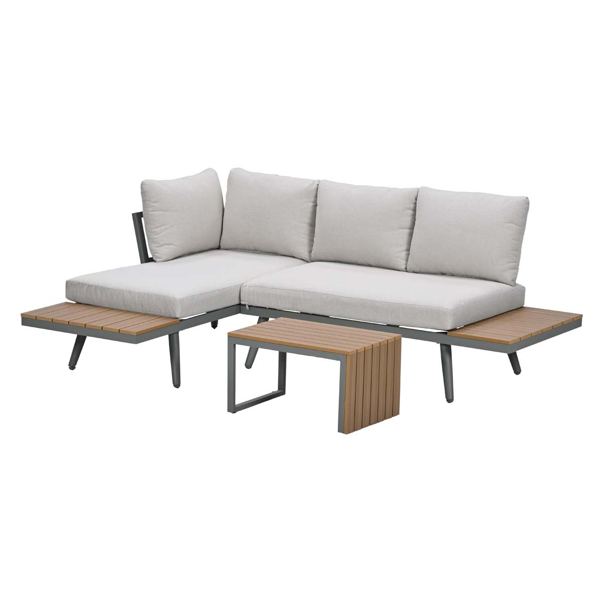 Grijze hoekbank met lichte kussens en houten accenten, naast een houten tafel.