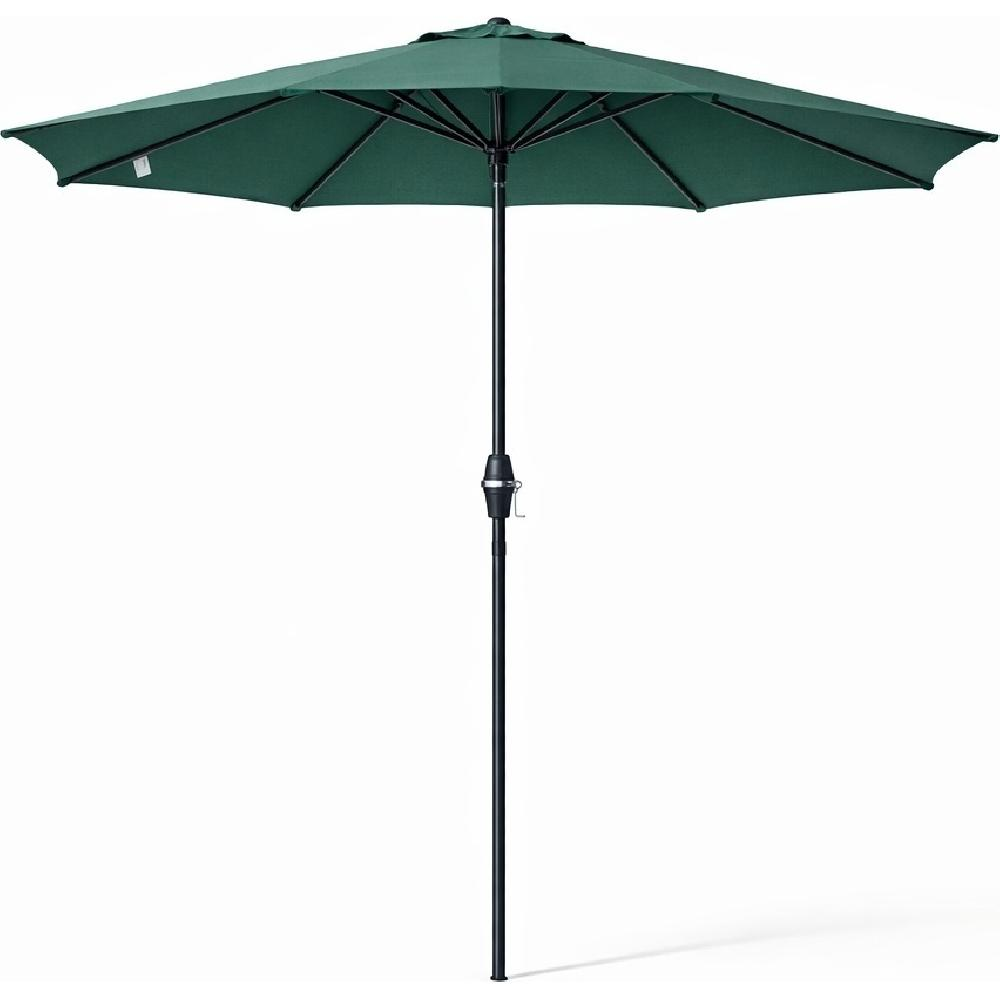 Un ombrellone verde scuro con palo e telaio neri, su sfondo bianco.