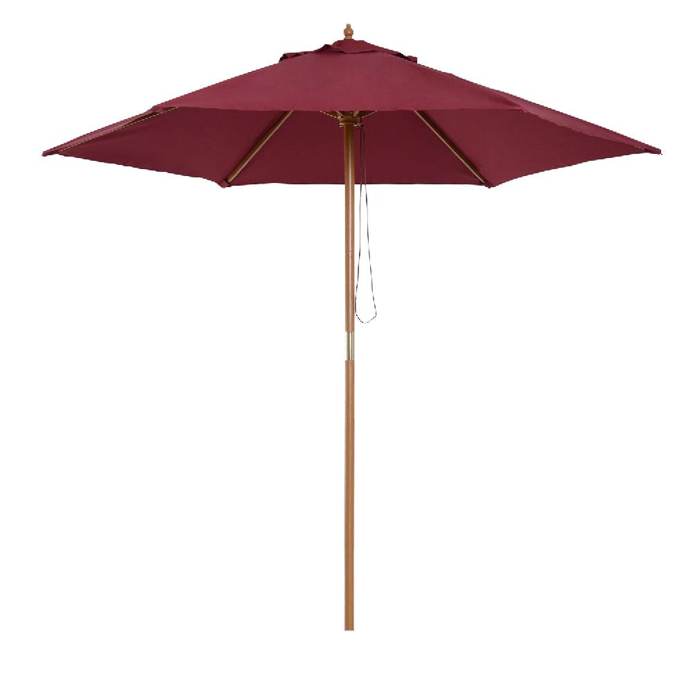 Un ombrellone da esterno color bordeaux con palo e struttura in legno, su sfondo bianco.